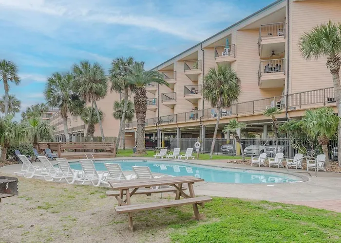 Ocean View Luxury Steps To Beach