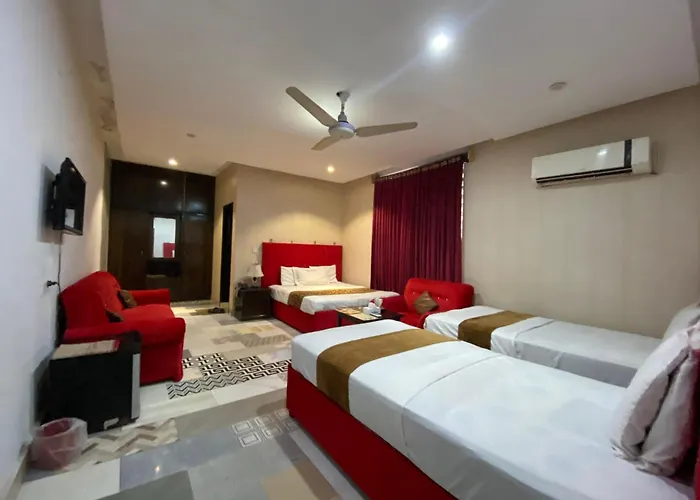 Hotel Tulip Inn, Gulberg