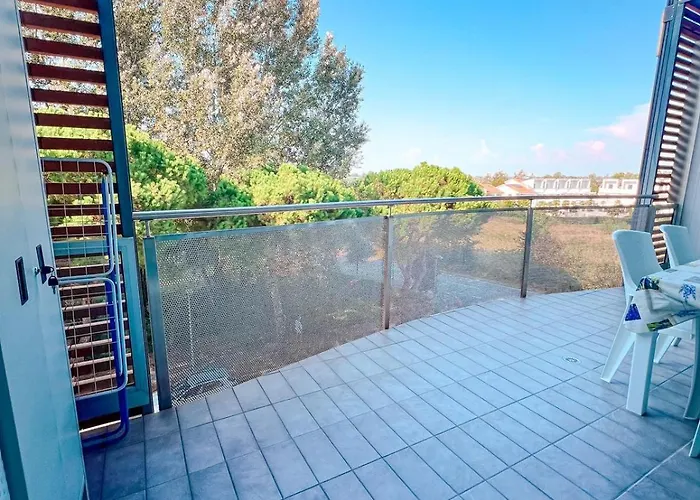 Apartment Mare45 - 10 Minutes Walk From The Beach With One Private Ombrella And Three Sun-Beds