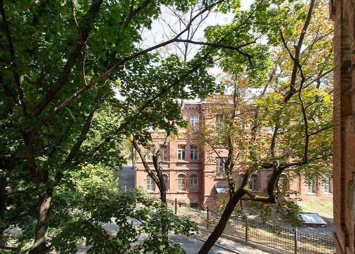 Central District Apartments