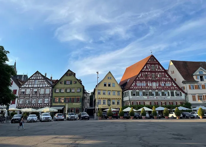 Secondhome Stuttgart: Charming Apartment Near Esslingen's Historic Center