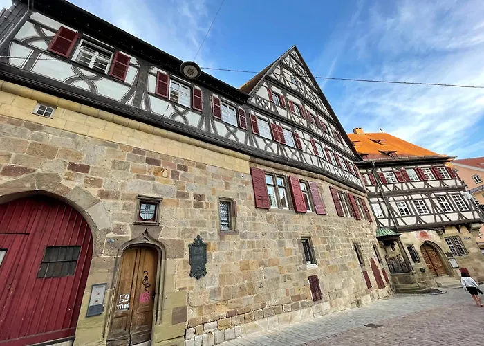 Secondhome Stuttgart: Charming Apartment Near Esslingen's Historic Center