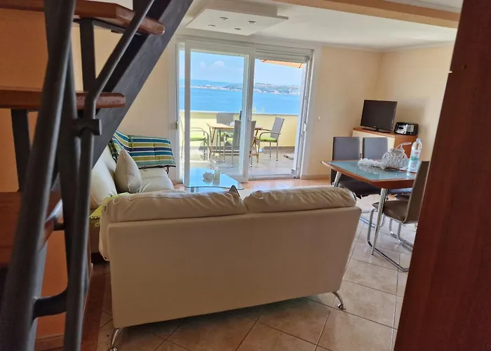 Villa Del Golfo