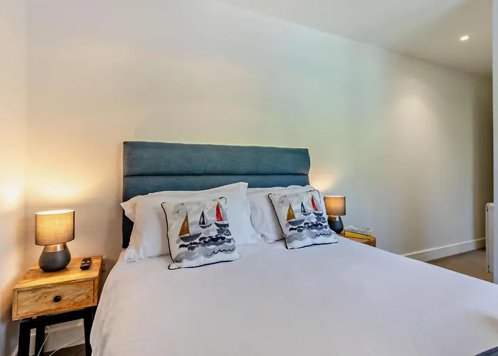 Byron - Luxury Self-Catering Coastal Apartment At The Heart Of Woolacombe With Heated Indoor Pool & Gym - 4 Minutes Walk To Beach! 6 Middlecombe