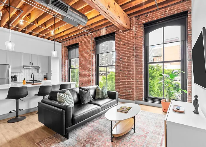 Brick & Bed Riverfront Lofts, G 201