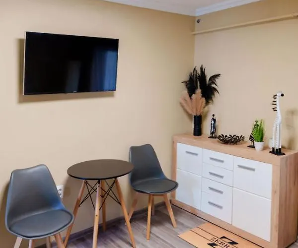 Zebra Apartman Zsory