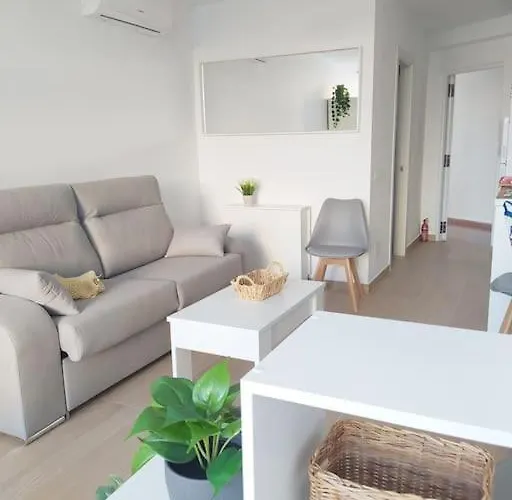 Completo Estudio con Piscina en la Playa