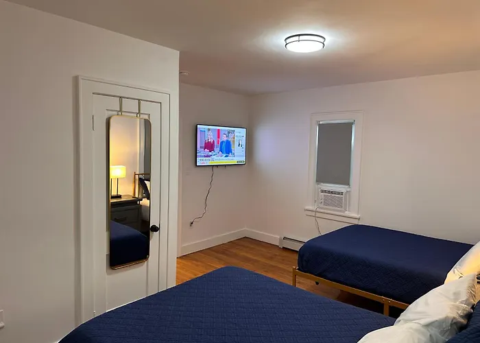 4 Bed Luxury House