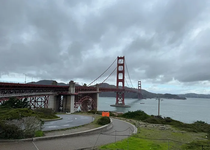 Nice And Tranquil House 7 Mins Away From Sfo