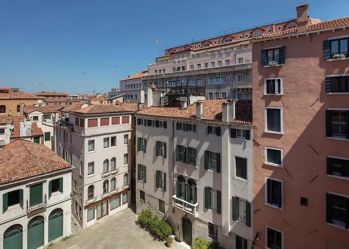 Hotel Con Piscina St. Regis Venice