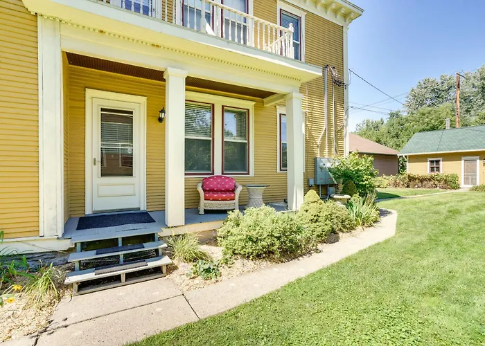 Studio In Historic Cathedral Hill Neighborhood!