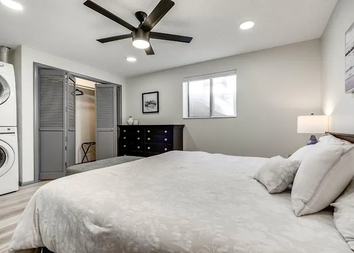 Central Cedar City Apartment: Walk To Suu!