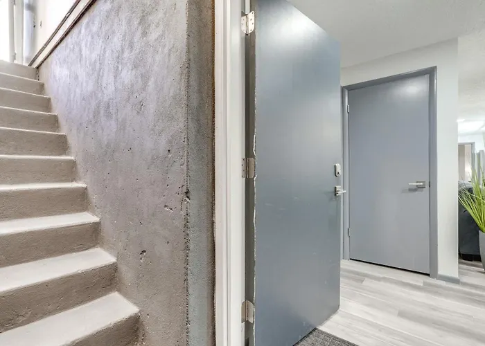 Central Cedar City Apartment: Walk To Suu!