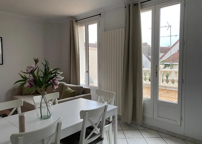 Duplex Cosy Tres Proche De La Defense
