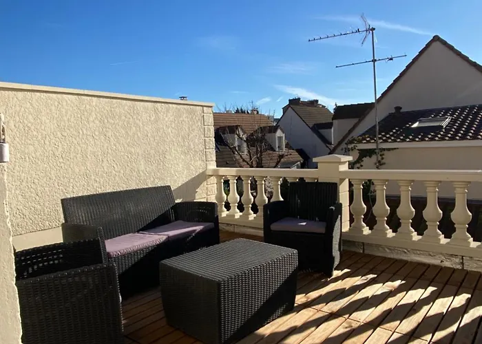 Duplex Cosy Tres Proche De La Defense