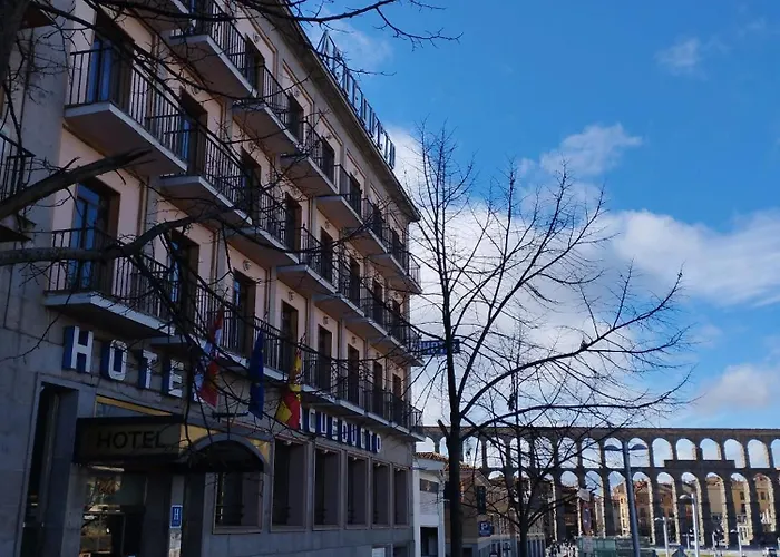 Hotel ELE Acueducto