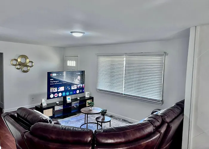 Comfortable 3Br Close To All