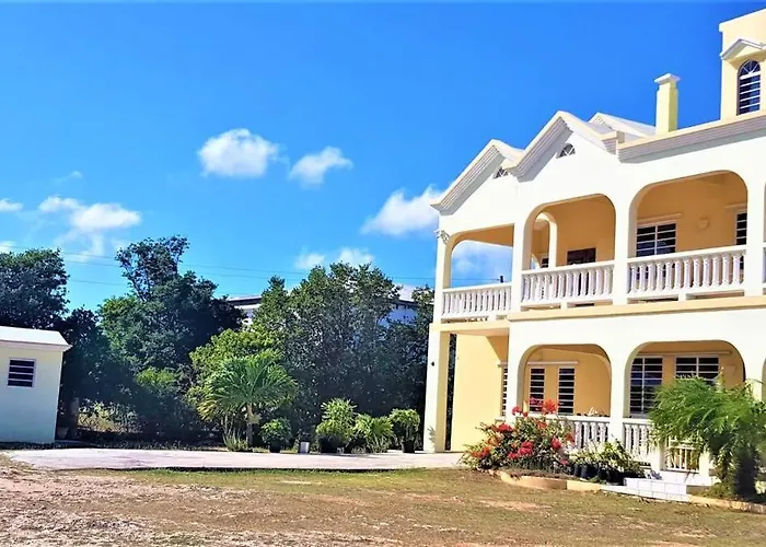 Island Paradise Apartments