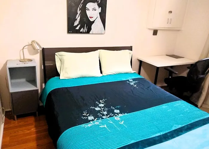 Cozy Basement Apartment In The Heart Of Oakville