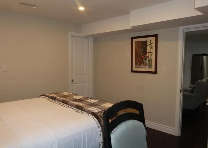 Stunning Furnished 2 Bedroom 2 Washroom Basement Apartment