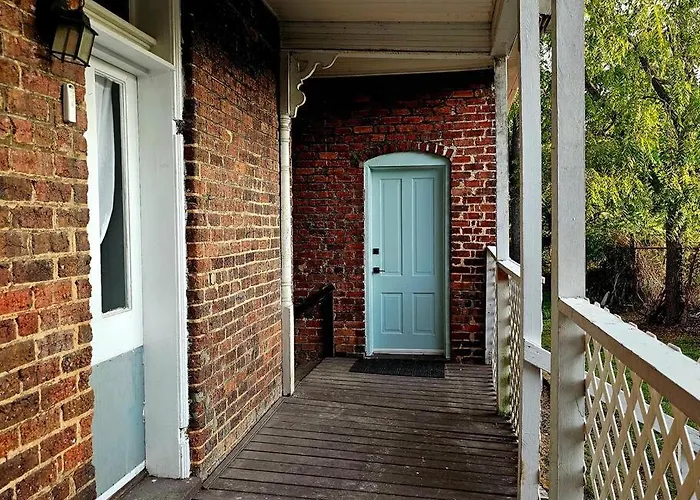 Brickhaven Studio: Detached Kitchen Turned Studio!