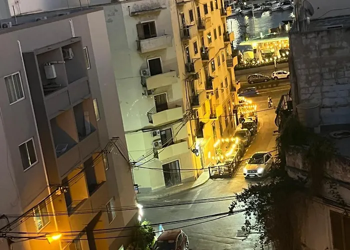 Spacious Side Seaview Sliema Apartment