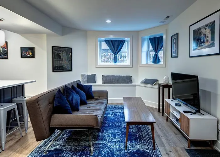 Stylish 2Br Stunner In Unbeatable Location