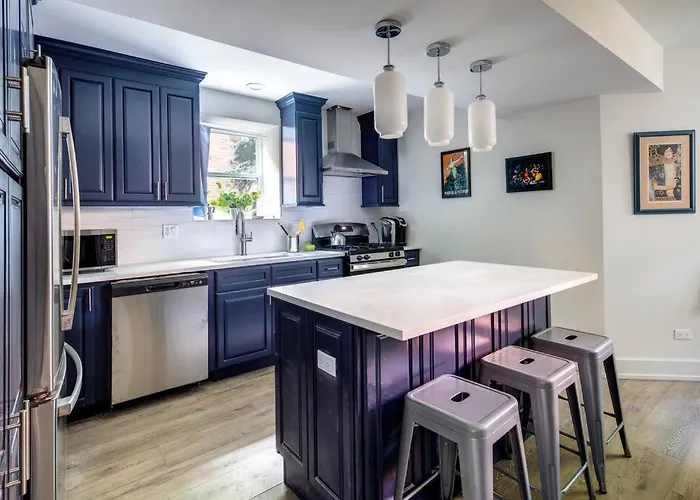 Stylish 2Br Stunner In Unbeatable Location