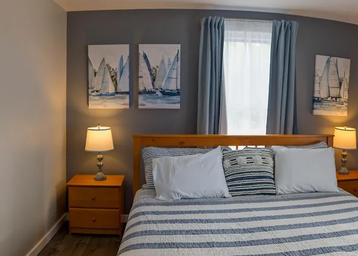 Newly Renovated Acadia Apartment Mple Street