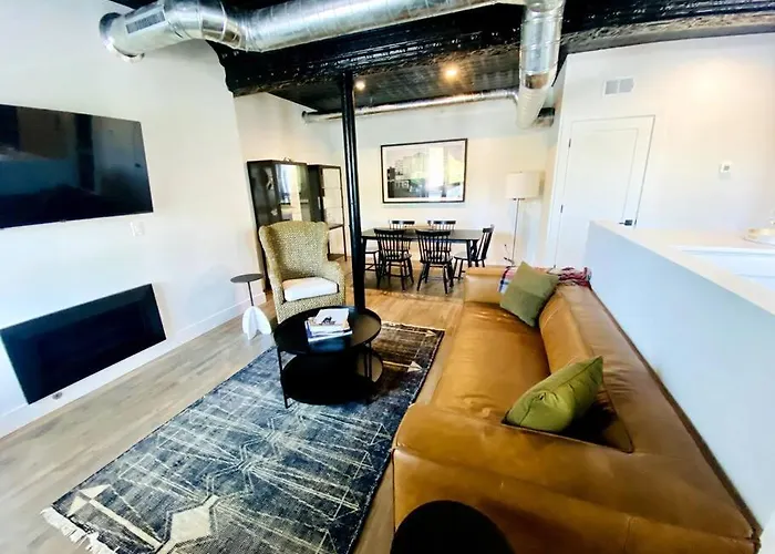 Unit C, The Kroger Lofts