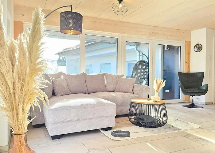 Weil Am Rhein I Design-Apartment I Klimaanlage I Balkon I Boxspring