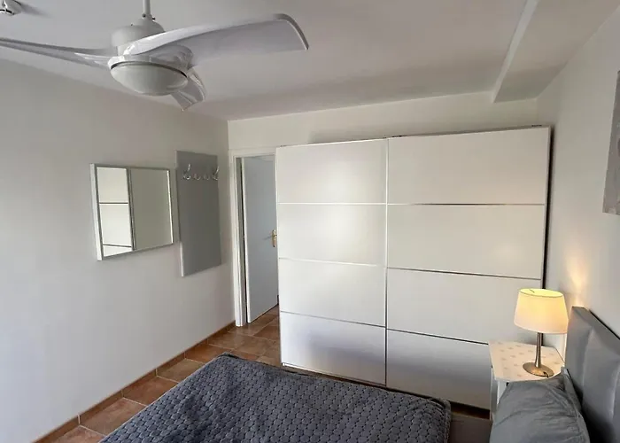 Granada I Apartment- Patalavaca