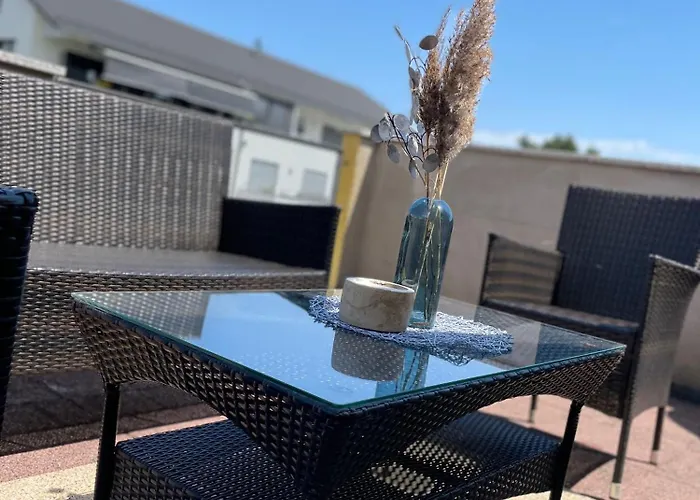 Casa Paletta -Modern -Terrasse -Parkplatz -Kueche