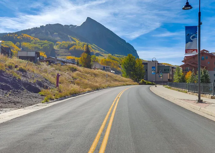 Walk To Lift: Mtn-View Crested Butte Condo W/ Loft