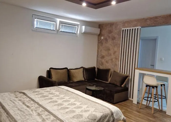 Apartmani Pejovic