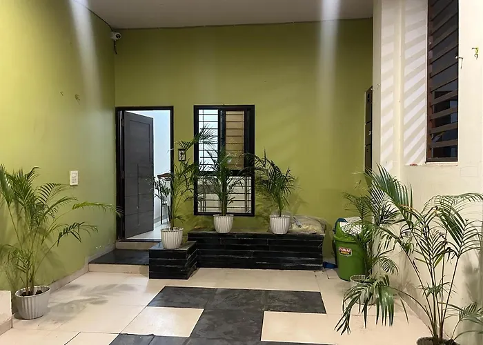 Satyabhama Homestay-Opel-2 Bhk Apartment