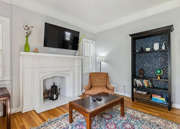 Near Cle Clinic - Long Term Stays Accepted