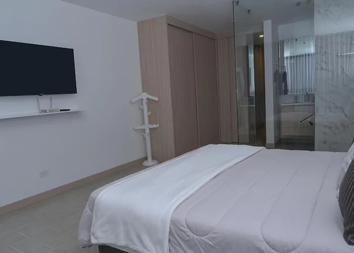 Metropolitan Studio Suite