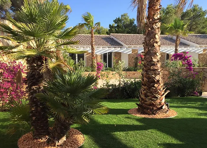 RESIDENCE ELEGANCE ville ed appartamenti a Porto Pino