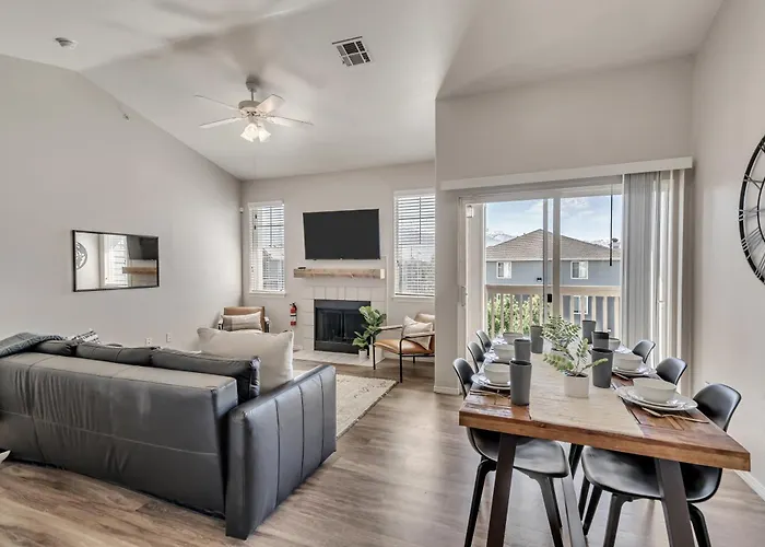 Mountain View By Cloud Dream Homes