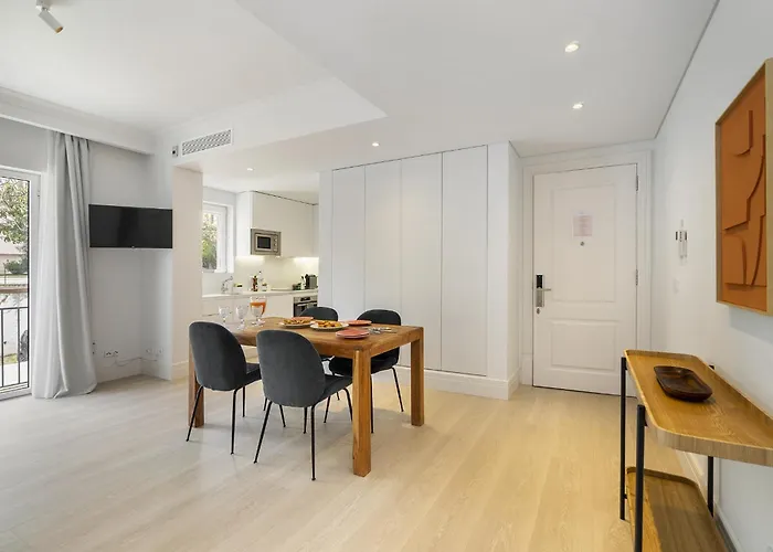 Les Deux Mariettes Apartments & Suites
