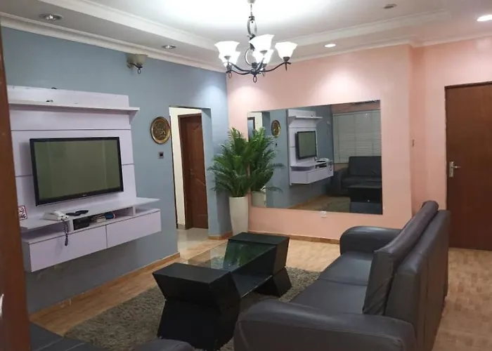 2 Bedroom Cute Cozy Hideaway
