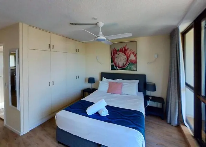 Gemini Resort, 2Bedroom Unit19 And Carpark Golden Beach, Caloundra