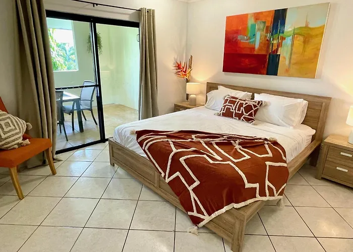Central Parks - 3 Bedroom Apt