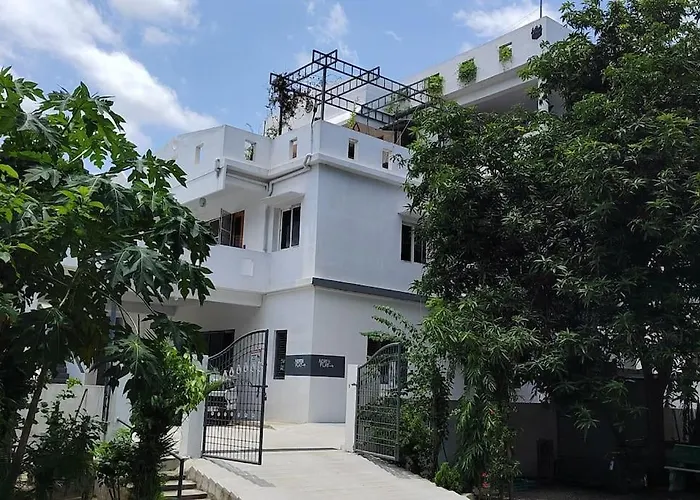 Gangi Kota East Flat