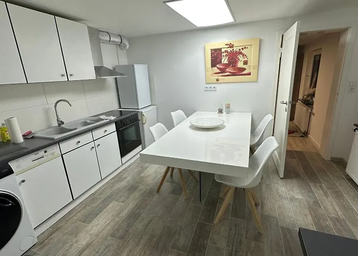 Kuestennest Gepflegte Grosszuegige Ferienwohnung Naehe Ostsee Mit Garten