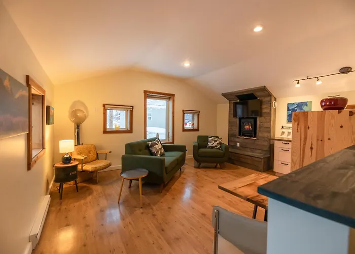 Located In Downtown Whitehorse - Treehouse