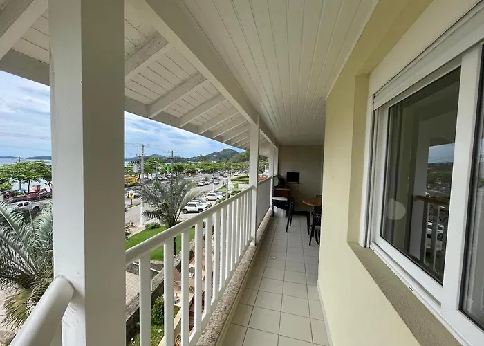 Aluguéis de temporada: Apartamento Frente Mar Ubatuba Praia Grande