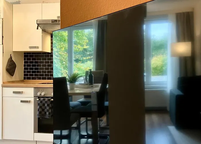 Airport Business Apartment