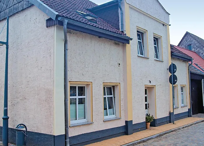 Lovely Apartment In Lassan With Wifi